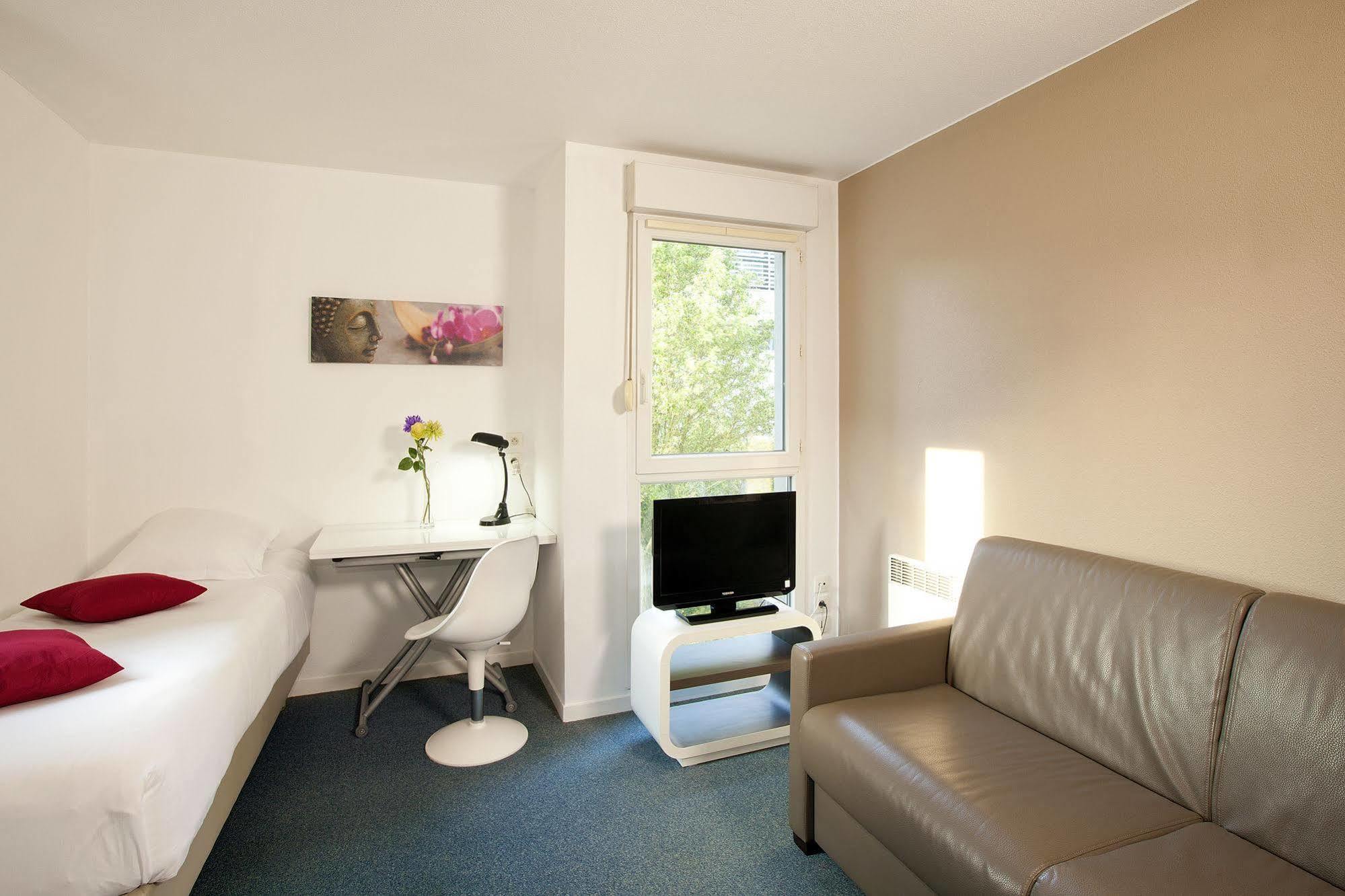 Aparthotel Sejours & Affaires La Rochelle Les Minimes 2*